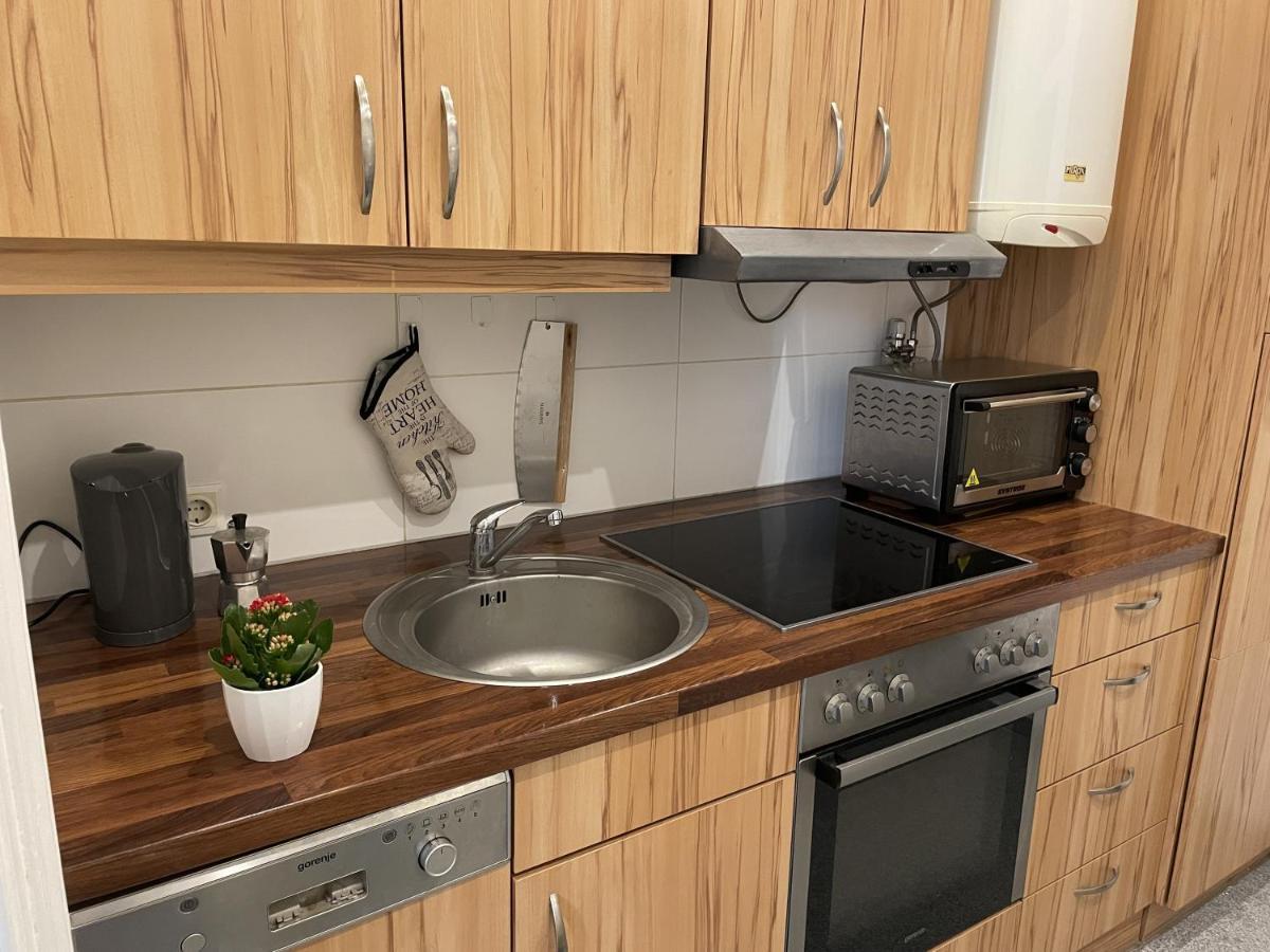 Ferienwohnung Central Sunny Flat With Free Parking Wien Exterior foto